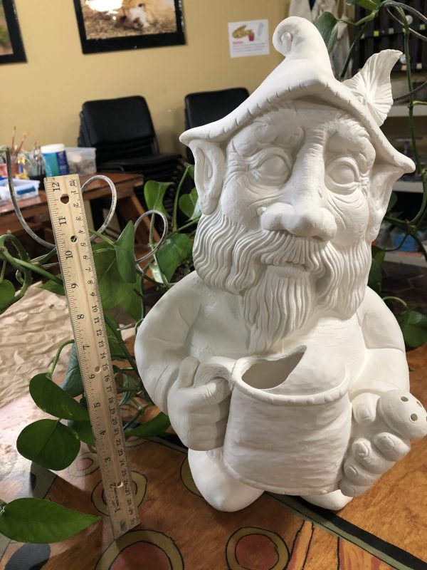 Gnome -  XL with Watering Can