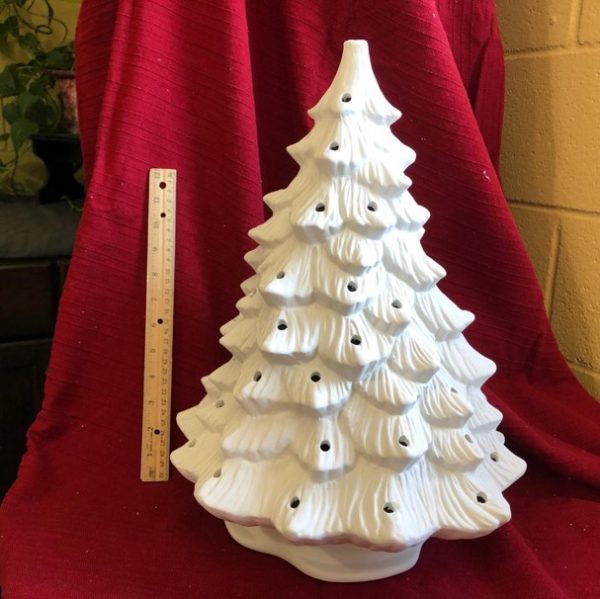 Christmas Tree Medium 13"